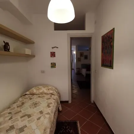 アパート Handmade 100%